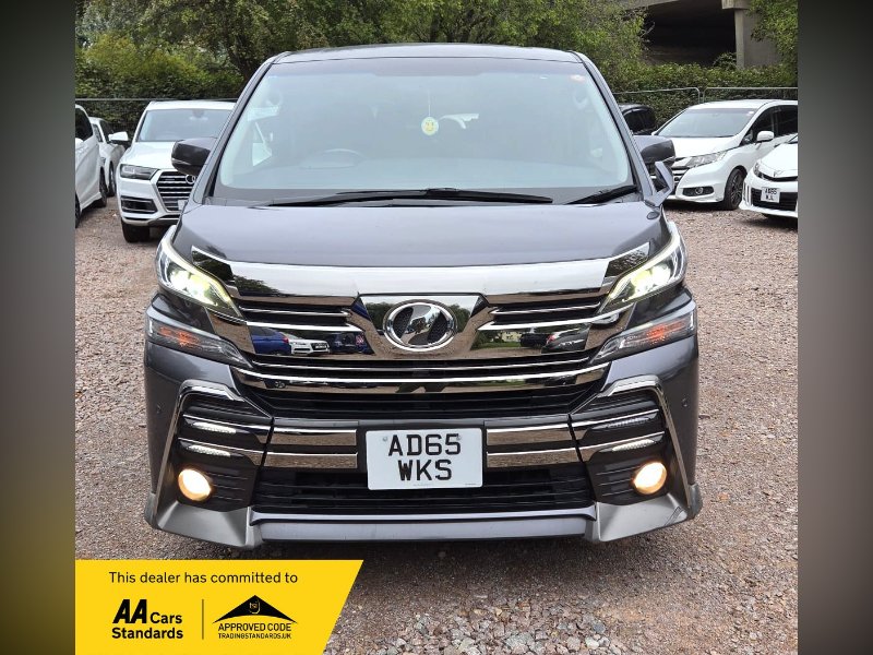 2015 Toyota Vellfire 2.5L PETROL-30 SERIES-ULEZ/CAZ PASS-FREE 48MONTHS GOLD WARRANTY 12MONTHS AA BREAKDOWN COVER.